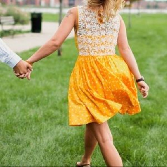 Anthropologie Dresses & Skirts - Anthro Yellow & White Polkadot & Lace Dress Sz 6